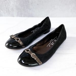 Attilio Giusti Leombruni Black Leather Cap Toe Buckle Flats Size 8.5